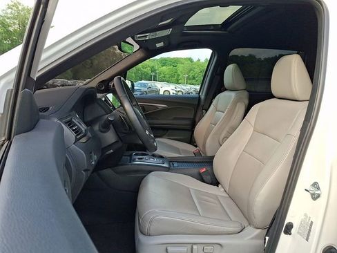 Used 2023 Honda Passport EX-L image 14