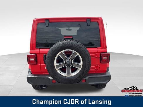 Used 2020 Jeep Wrangler Unlimited Sahara w/ LED Lighting Group AWD/4WD image 7