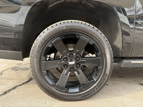 Used 2018 Cadillac Escalade ESV Platinum image 21