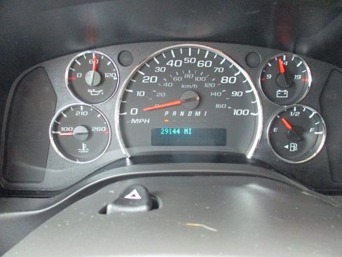 Used 2023 Chevrolet Express 2500 w/ Driver Convenience Package image 15