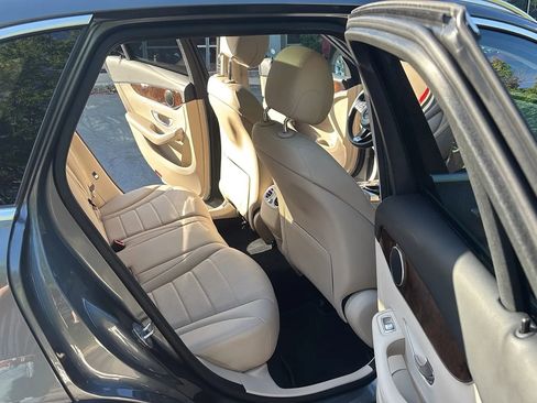 Used 2018 Mercedes-Benz GLC 300 image 21