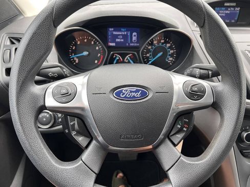 Used 2013 Ford Escape SE FWD image 16