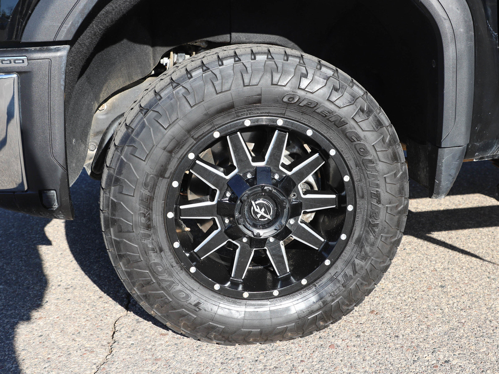 Used 2024 GMC Sierra 2500 Pro AWD/4WD image 27