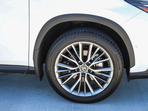Certified 2026 Lexus NX 350 AWD w/ Accessory Package (2T) image 10