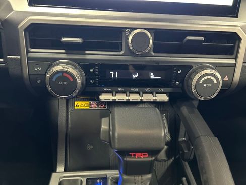 Certified 2025 Toyota 4Runner TRD Off-Road Premium image 18