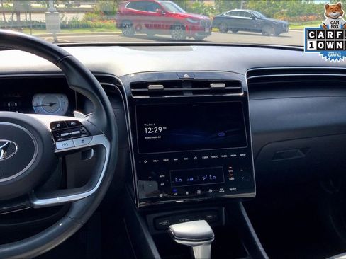 Used 2023 Hyundai Santa Cruz SEL Premium image 6