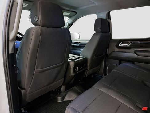 Used 2025 Chevrolet Silverado 1500 LT image 28