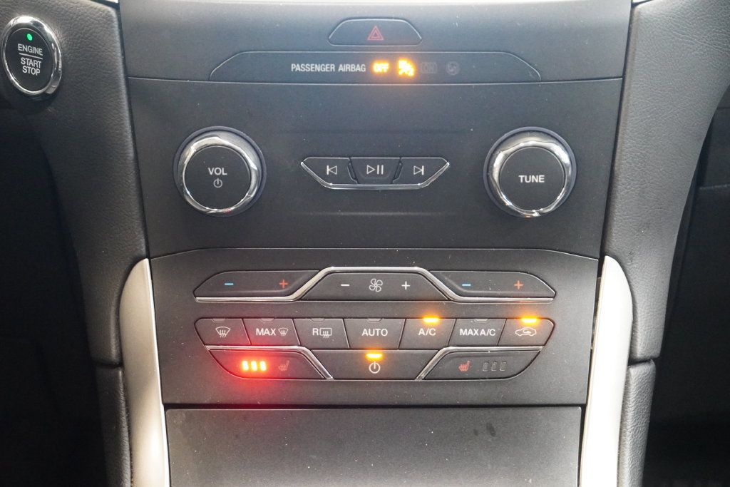 Used 2019 Ford Edge SEL w/ Equipment Group 201A AWD/4WD image 20