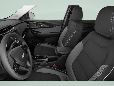 Used 2023 Chevrolet TrailBlazer LT w/ Convenience Package image 18