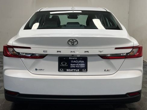 Used 2025 Toyota Camry LE w/ Convenience Package FWD image 21