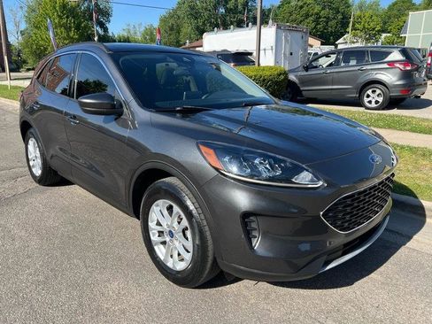 Used 2020 Ford Escape SE AWD/4WD image 2