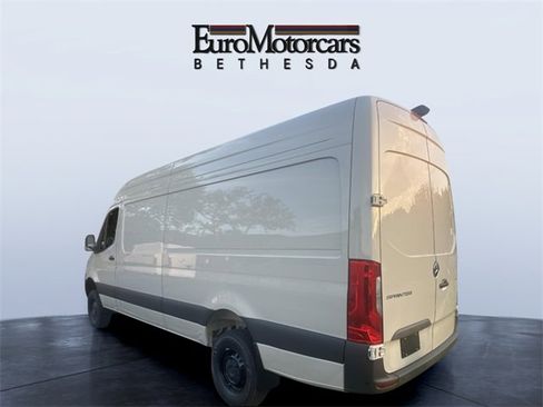 New 2025 Mercedes-Benz Sprinter 2500 image 2