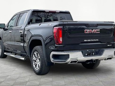 Used 2024 GMC Sierra 1500 SLT w/ X31 Off-Road Package image 4