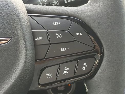 New 2026 Chrysler Pacifica Limited w/ S Appearance Package image 34