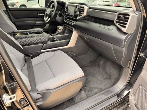 Used 2024 Toyota Tundra SR5 AWD/4WD image 14