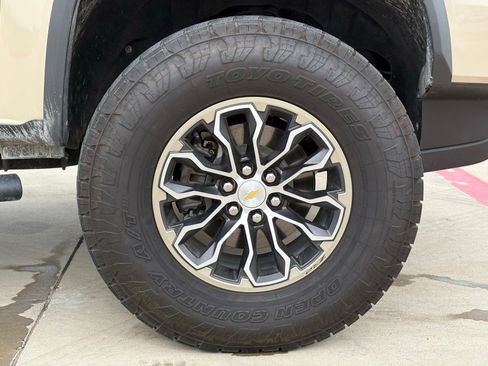 Certified 2022 Chevrolet Colorado ZR2 AWD/4WD image 10