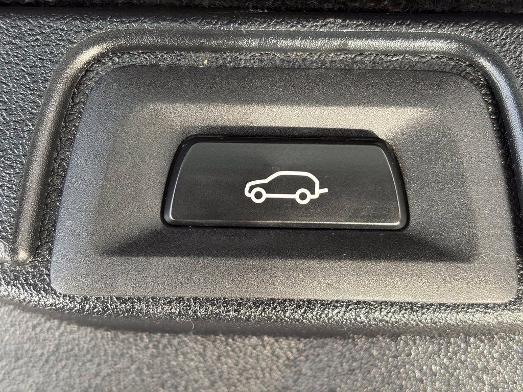 Used 2021 BMW X5 xDrive40i w/ Premium Package AWD/4WD image 10