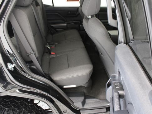 Used 2026 Toyota 4Runner SR5 AWD/4WD image 33