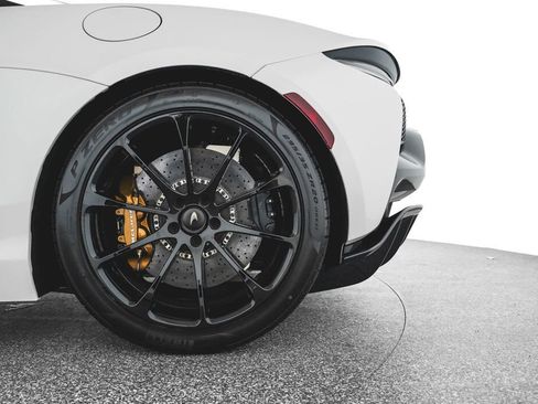 New 2025 McLaren Artura Spider image 46