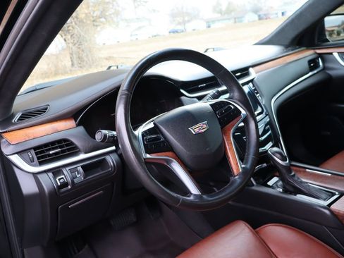 Used 2016 Cadillac XTS Luxury image 15