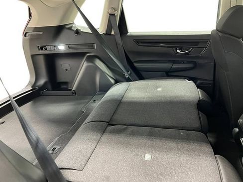 Used 2025 Honda CR-V LX image 28