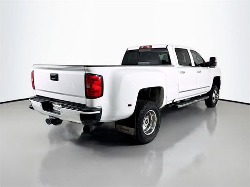 Used 2016 Chevrolet Silverado 3500 High Country image 5