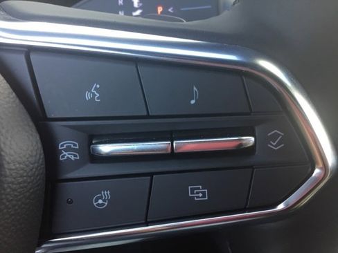 New 2025 Chevrolet Equinox ACTIV w/ Safety and Technology Package image 12