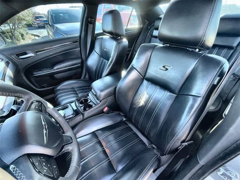 Used 2023 Chrysler 300 S image 11