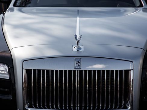Used 2014 Rolls-Royce Ghost image 3