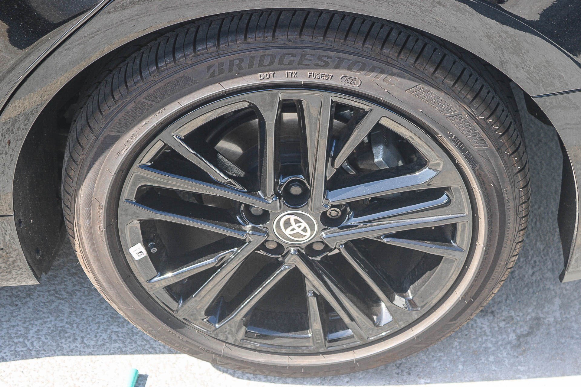 Certified 2025 Toyota Camry SE w/ Convenience Package FWD image 10