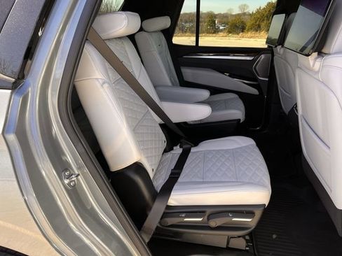 Certified 2026 Cadillac Escalade Platinum Sport w/ LPO, ONYX Package image 32