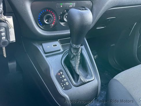 Used 2021 RAM ProMaster City Tradesman FWD image 22