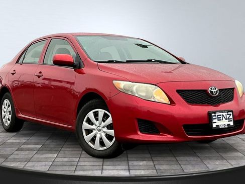 Used 2010 Toyota Corolla LE FWD image 3