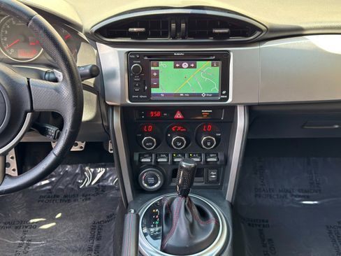 Used 2014 Subaru BRZ Limited RWD image 21