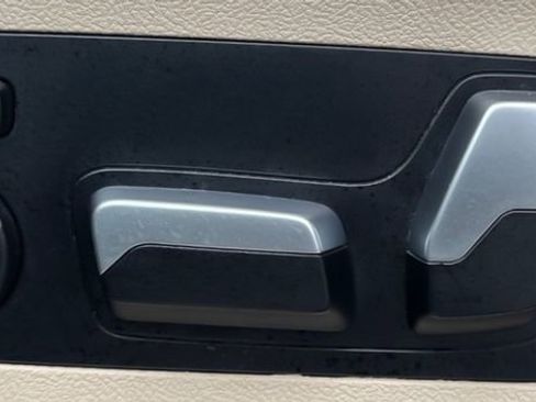 Used 2021 BMW X5 xDrive40i w/ M Sport Package AWD/4WD image 26