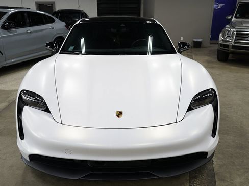 Used 2020 Porsche Taycan 4S w/ Premium Package AWD/4WD image 8