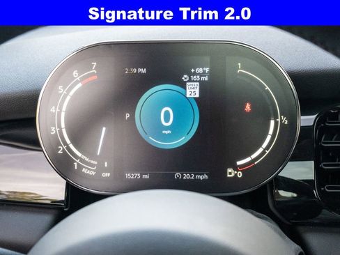 Used 2023 MINI Cooper 2-Door Hardtop image 4