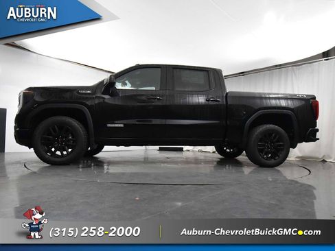 Used 2025 GMC Sierra 1500 Elevation image 19