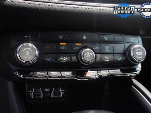 Certified 2023 Dodge Durango SXT image 24