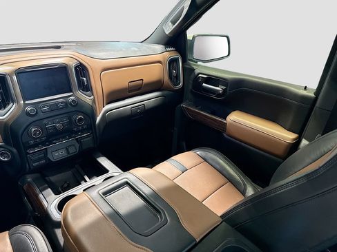 Used 2020 Chevrolet Silverado 1500 High Country AWD/4WD image 24