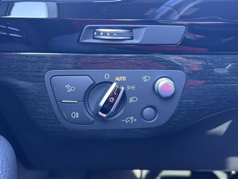 Used 2018 Audi Q7 3.0T Prestige w/ Prestige Package image 25