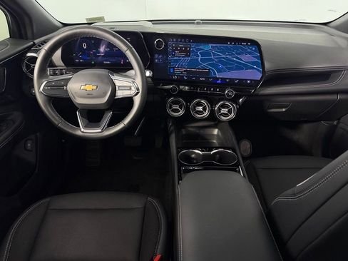 Used 2024 Chevrolet Blazer EV LT AWD/4WD image 13