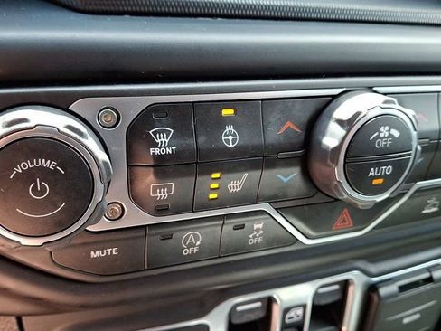 Certified 2021 Jeep Wrangler Unlimited Sport AWD/4WD image 29