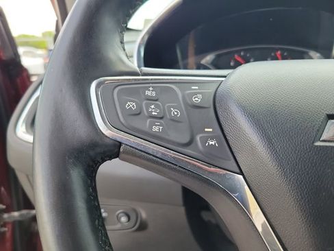 Used 2020 Chevrolet Equinox Premier FWD image 22