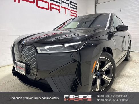 Used 2025 BMW iX M60 image 1