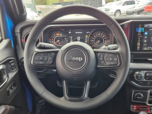 New 2026 Jeep Wrangler Unlimited Rubicon AWD/4WD image 14