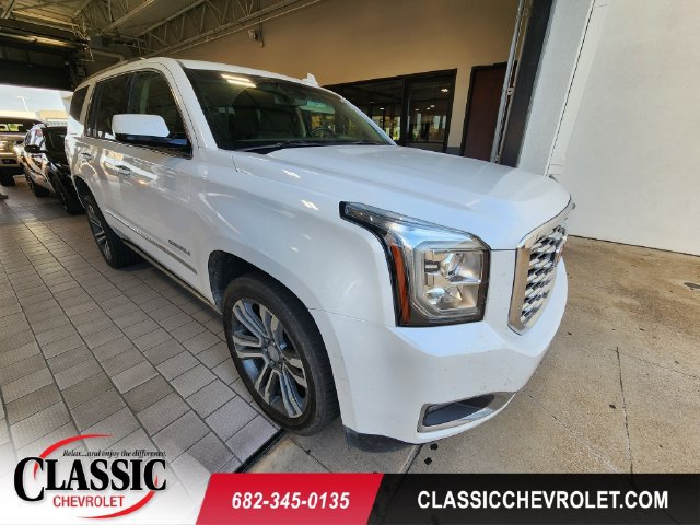 Used 2018 GMC Yukon Denali w/ Denali Ultimate Package AWD/4WD image 1