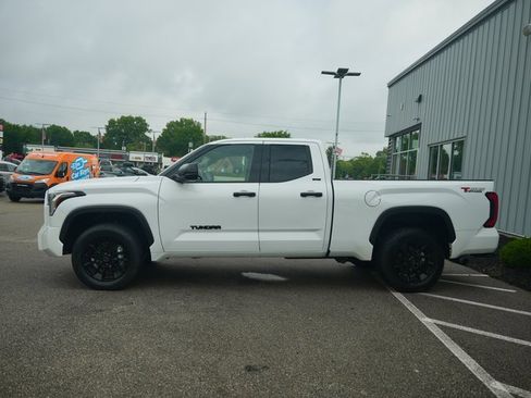 Used 2023 Toyota Tundra SR5 image 4