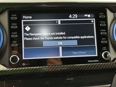 Used 2020 Toyota Tacoma TRD Off-Road w/ Technology Package AWD/4WD image 23