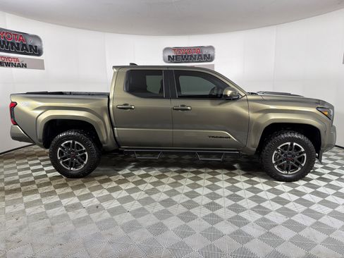 Used 2026 Toyota Tacoma TRD Sport RWD image 3
